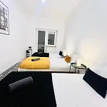Center - Ideal For Tourists Guest house